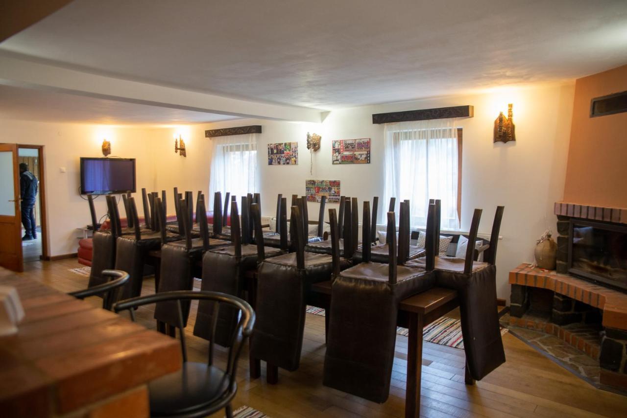 3A Guest House Sicasău エクステリア 写真