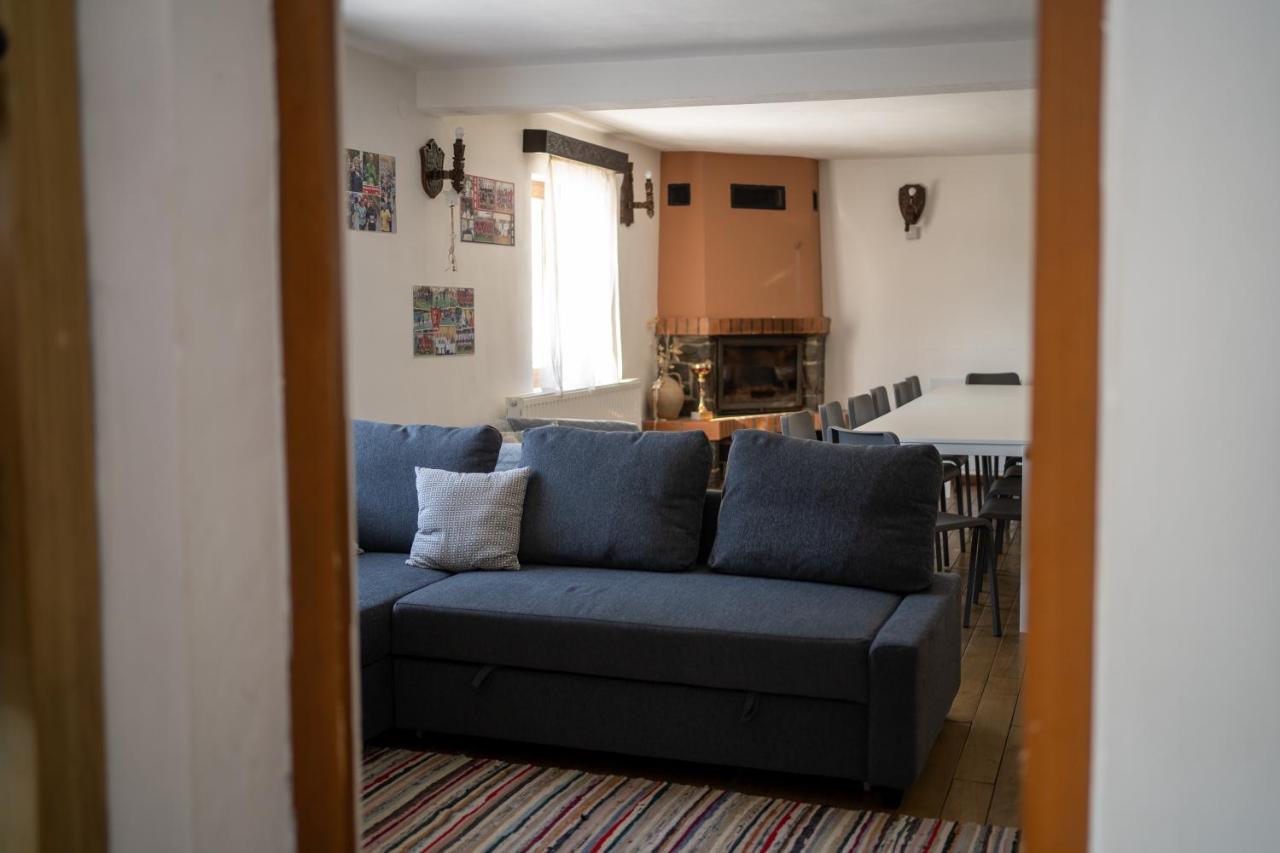 3A Guest House Sicasău エクステリア 写真