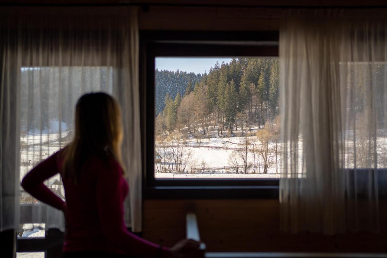 3A Guest House Sicasău エクステリア 写真