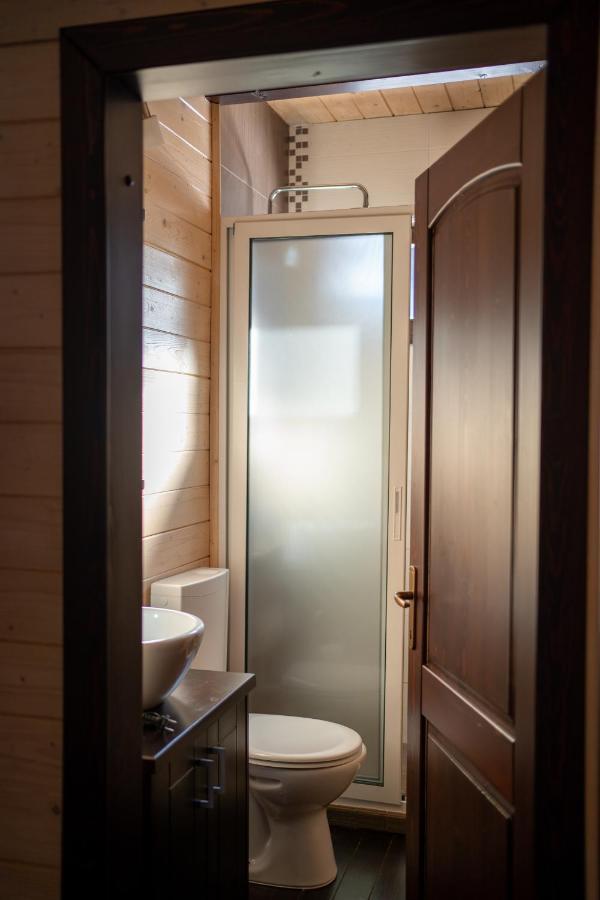 3A Guest House Sicasău エクステリア 写真